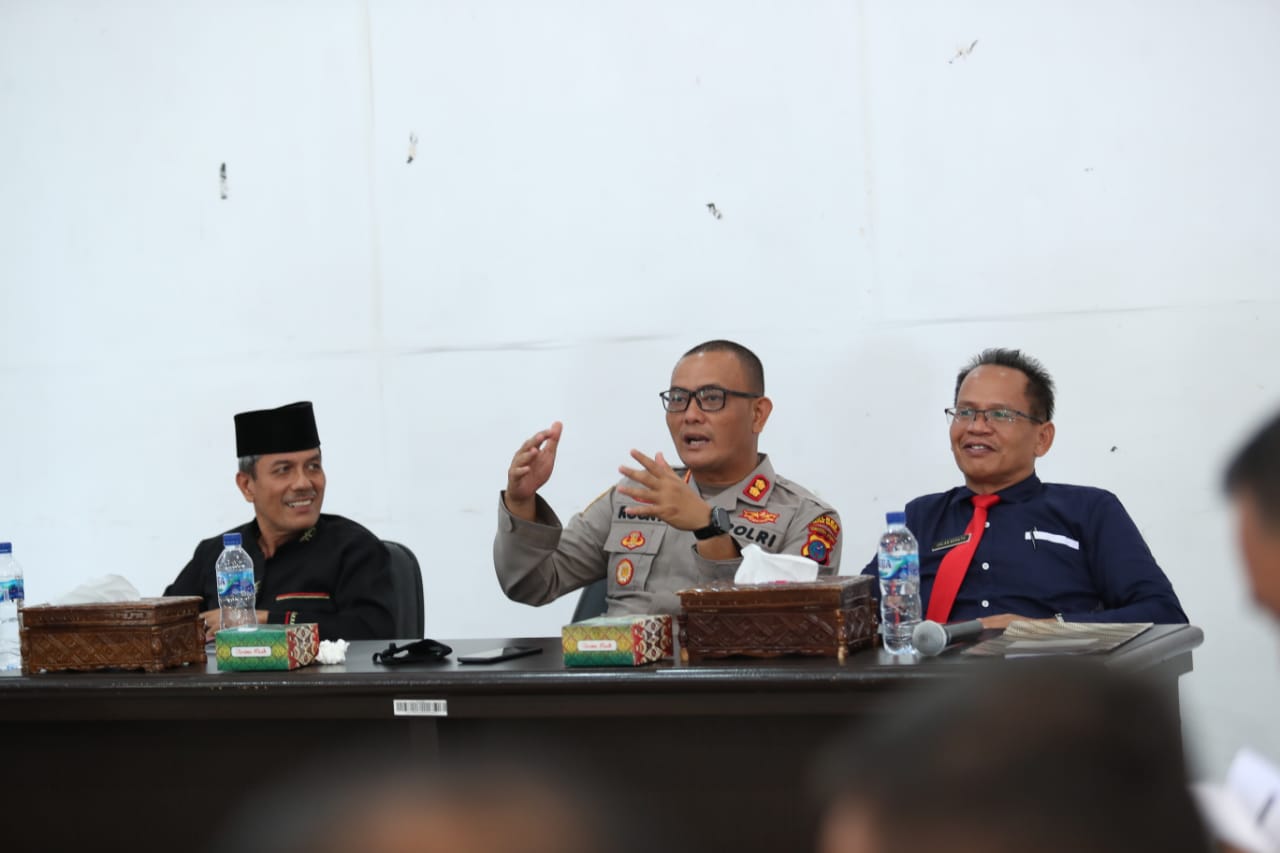 RAPAT KOORDINASI TIM PENGENDALI INFLASI DAERAH BUPATI SAMPAIKAN ENAM REKOMENDASI