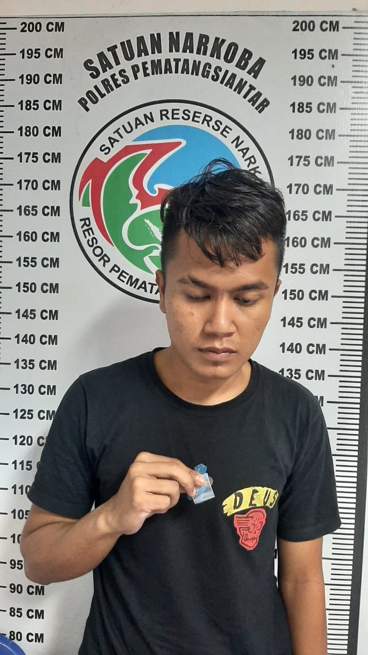 Ketahuan Miliki Shabu,  Personil Sat  Narkoba Polres Pematangsiantar Tangkap Ramaja Ini
