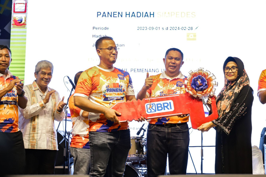 Panen Hadiah Simpedes BRI Semester II Tahun 2023 dan KPR Expo Dimeriahkan Artis Jun Munte dan Delima