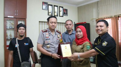 Kapolres Padangsidimpuan AKBP Hilman Wijaya, SIK, M.H Terima Piagam GRANAT