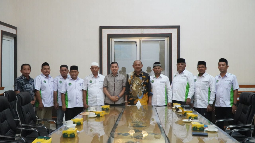 Aceh Sepakat Sumatera Utara DPC X Pangkalan Susu Undang Syah Afandin Di Pelantikan