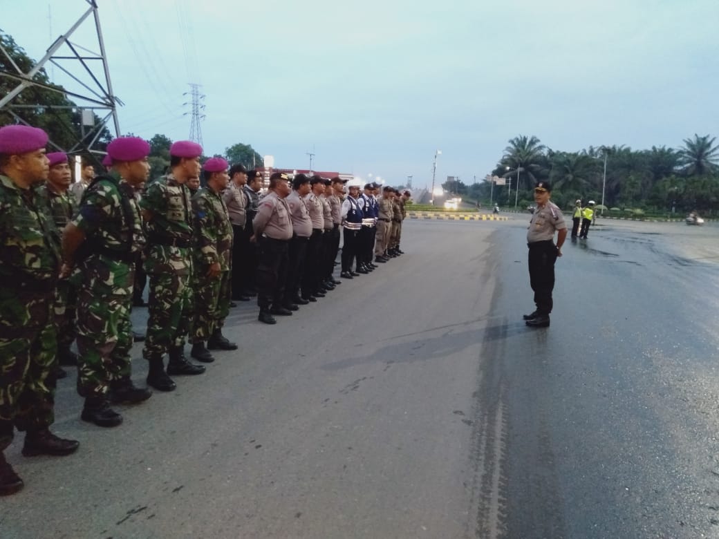 Patroli Asmara Subuh, AKBP Ikhwan Beri Pesan Kamtibmas Pada Remaja