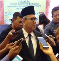 Ketua KPU Lantik 80 Komisioner KPU Kabupaten/ Kota se-Sumatera Selatan Masa Jabatan 2019-2024