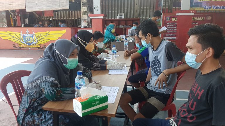 WBP Rutan Kelas IIB Dumai Jalani Vaksinasi Tahap I