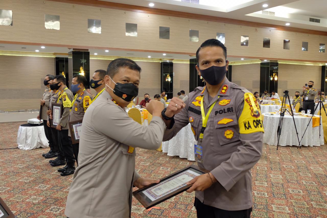 Polres Dumai Terima Penghargaan Pelaporan Terkait  Quickwins Renstra Polri Tahun 2020 - 2024