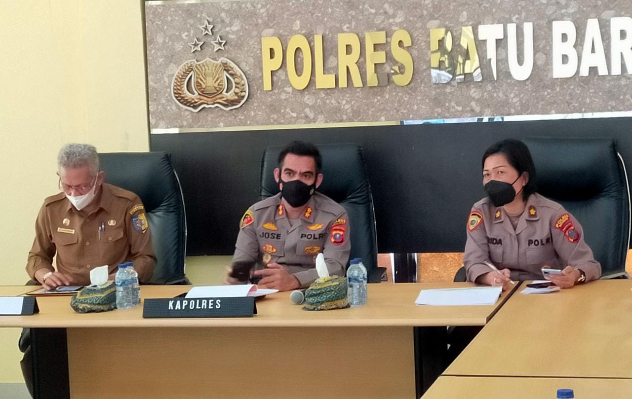 Kapolres Batu Bara Ikuti Zoom Meeting Terkait Vaksin Sudah Mendekati Masa Kadaluarsa