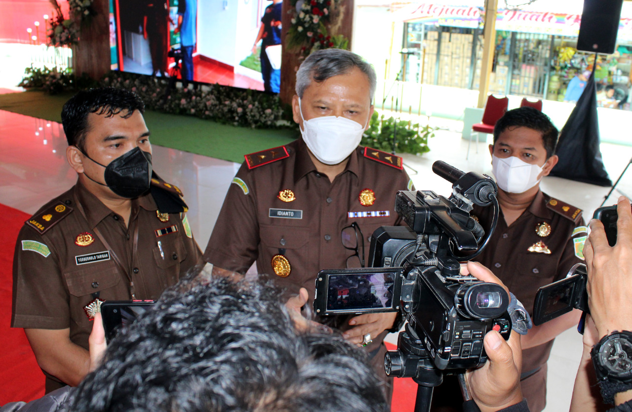 Kajatisu, Idianto Resmikan Rumah RJ Pur Pur Sage Di Desa Ketaren Karo