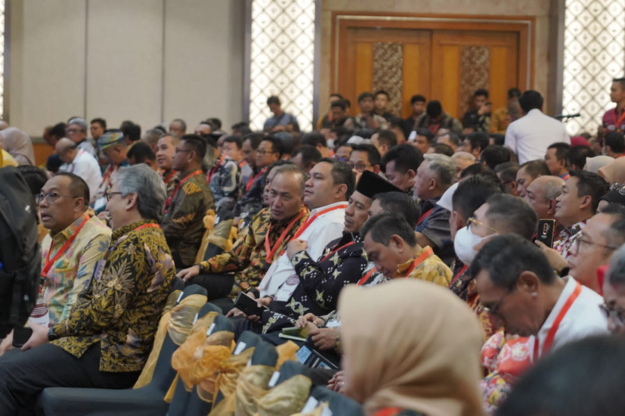 Bupati Pakpak Bharat, Franc Benrhard Tumanggor menghadiri Rapat Koordinasi Persiapan Pengadaan ASN T