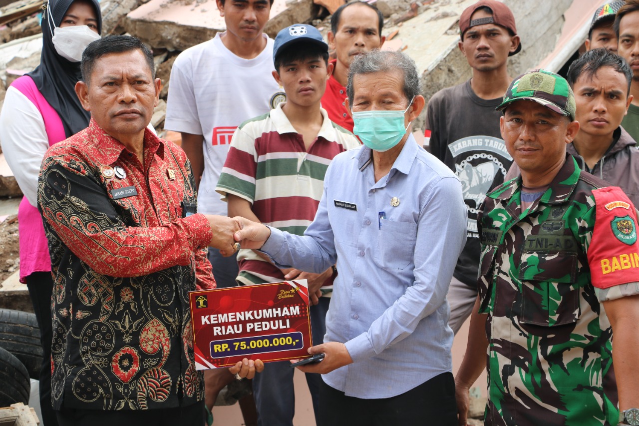 KEMENKUMHAM RIAU SALURKAN LANGSUNG BANTUAN UNTUK KORBAN TERDAMPAK BENCANA ALAM GEMPA BUMI CIANJUR