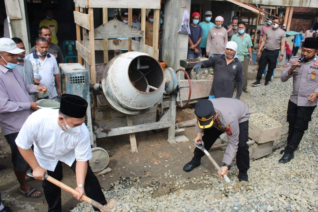 Bupati dr Erik :  Pemkab Labuhanbatu Akan Selalu Mendukung Percepatan Pembangunan Mesjid Al-Ikhlas
