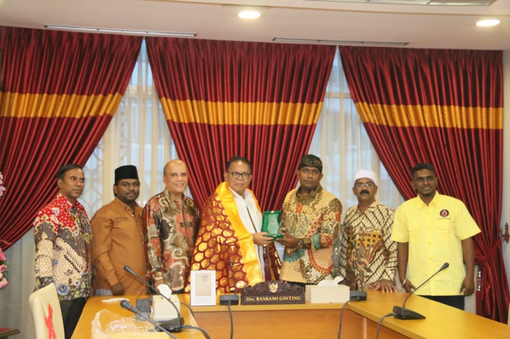 KETUA PHDI SUMUT  AJAK LEMBAGA HINDU LAINNYA BERTEMU KETUA DPRD SUMUT