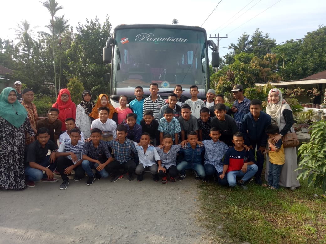 Pemko Tak Bantu Biaya, Tim Sepak Bola Kota Binjai tetap Berangkat Bertanding ke Palembang