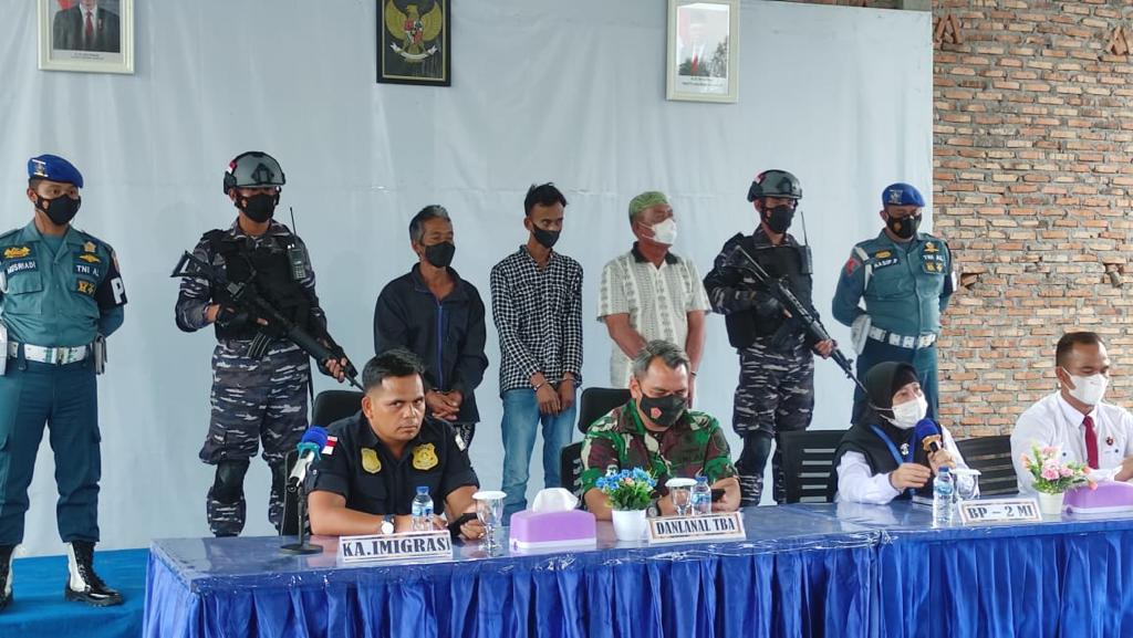 TNI AL Kembali Tangkap 17 Pekerja Migran Ilegal di Tanjung Balai Asahan