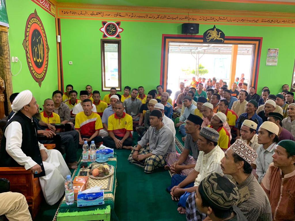 KH. Abdulrahman Albanjari Ingatkan WBP Pentingnya Memelihara Keimanan dan Amal Soleh