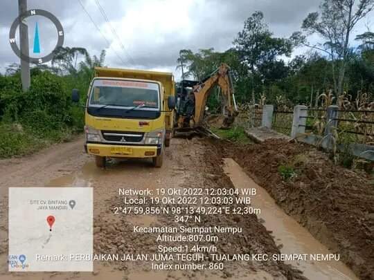 Pemkab Dairi Gerak Cepat Perbaiki Jalan Rusak di Juma Teguh-Tualang Siempat Nempu