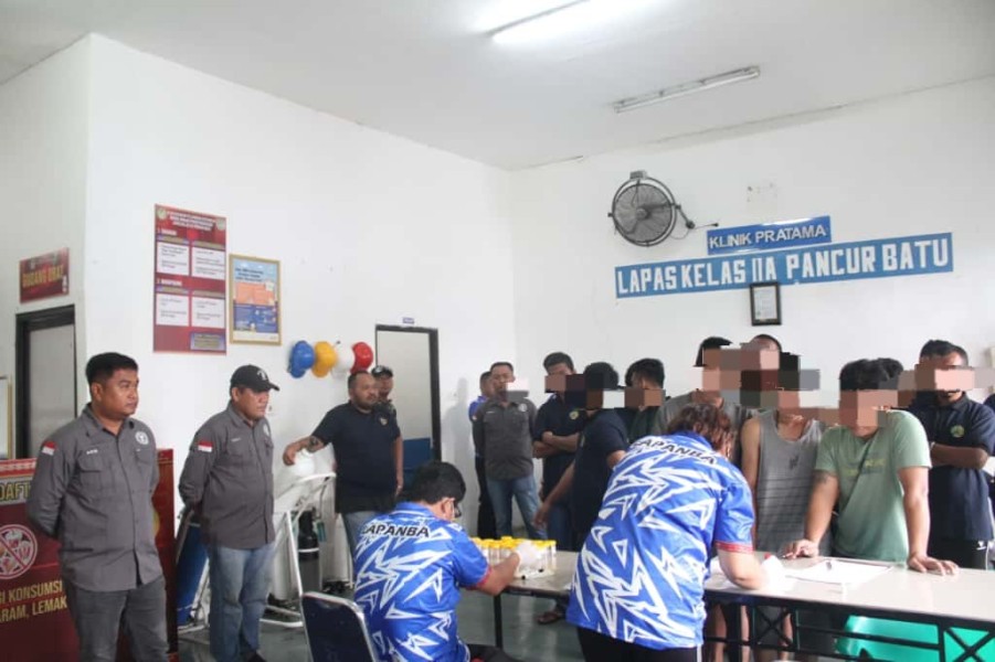 Lapas Pancur Batu sinergi dengan BNN dan Koramil 14 Gelar Tes Urine Petugas dan Warga Binaan : Semua Petugas dan WBP Negatif Narkoba