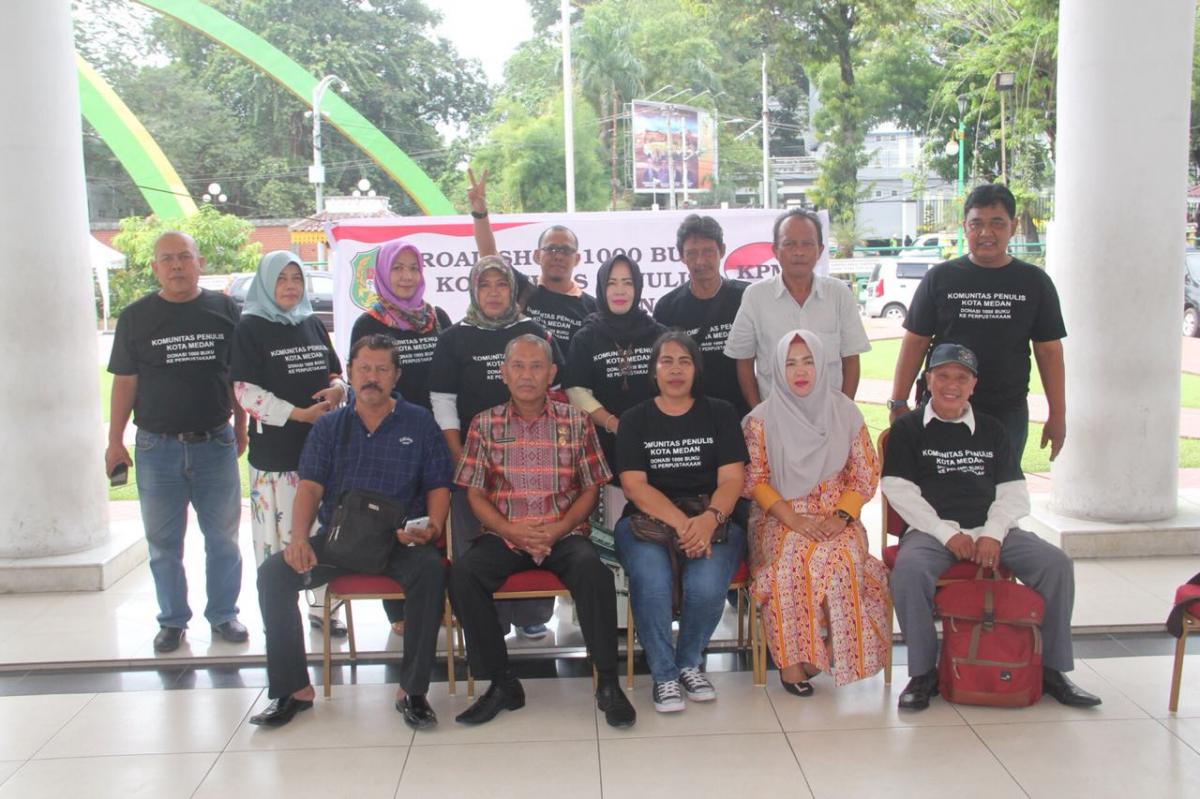 Walikota Lepas Roadshow Komunitas Penulis Kota Medan