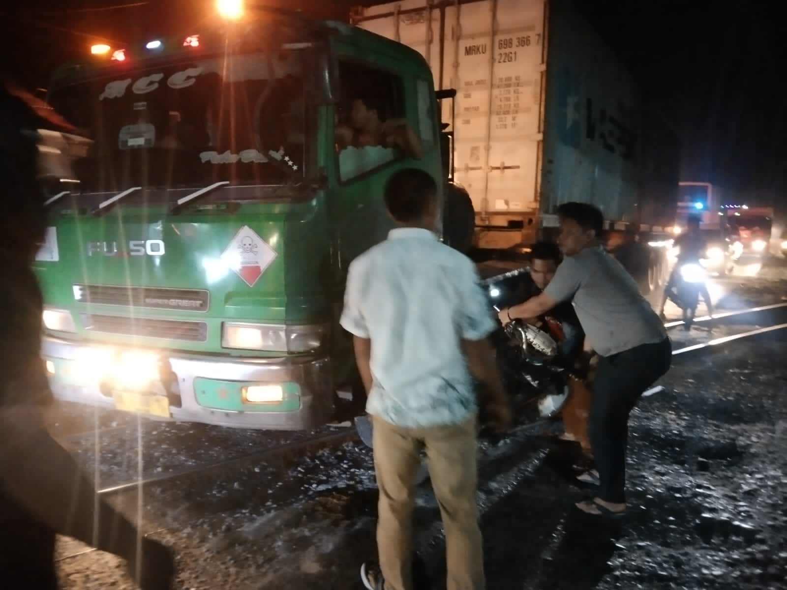 Jalan Perlintasan Rel KA JPL 57 Simpang Beo Kota Tebing Tinggi  memakan korban.