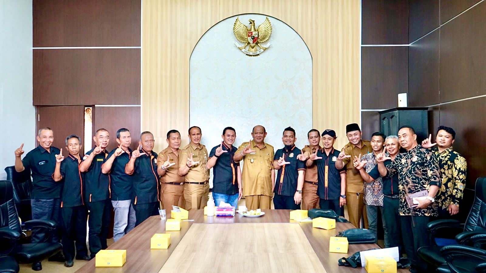 AfandinTerima Audiensi Beberapa Ormas Di Langkat Senin 6 Februari 2023