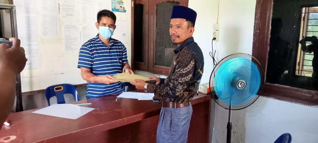 Didampingi para Pendukungnya, Ketua BM- PAN Kabupaten Langkat Alvin Resmi Daftar Cakades Pantai Gemi
