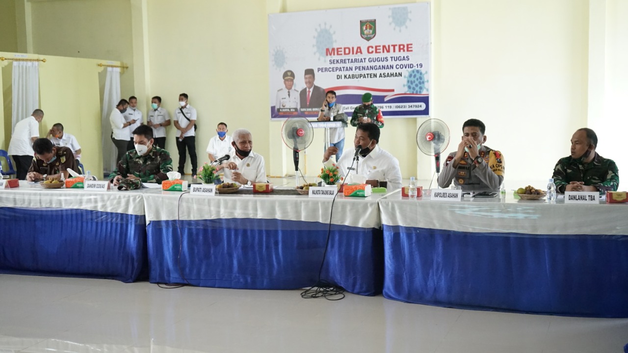 Bupati Asahan Lakukan Rapat Dengan Gugus Tugas Covid - 19 Kota Tanjung Balai