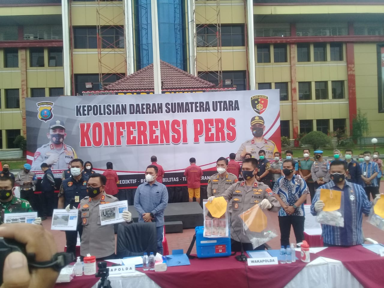 Polda Sumut Ungkap Kasus Jual- beli Vaksin Sinovac dan Menahan 4 Tersangka