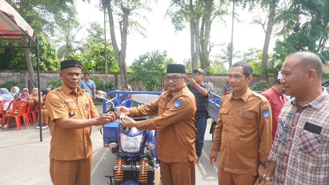 Pj.Walikota Langsa Serahkan 27 Betor Kepada Pemerintah Gampong dan Dayah