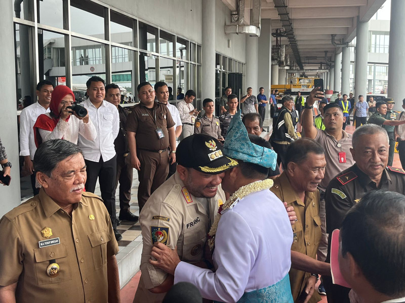 Bupati Pakpak Bharat Menyambut Kedatangan Pj Gubernur Sumatera Utara