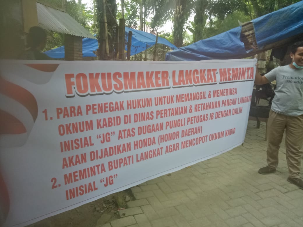 FOKUSMAKER Seruduk Kantor Dinas Pertanian dan Peternakan Kabupaten Langkat