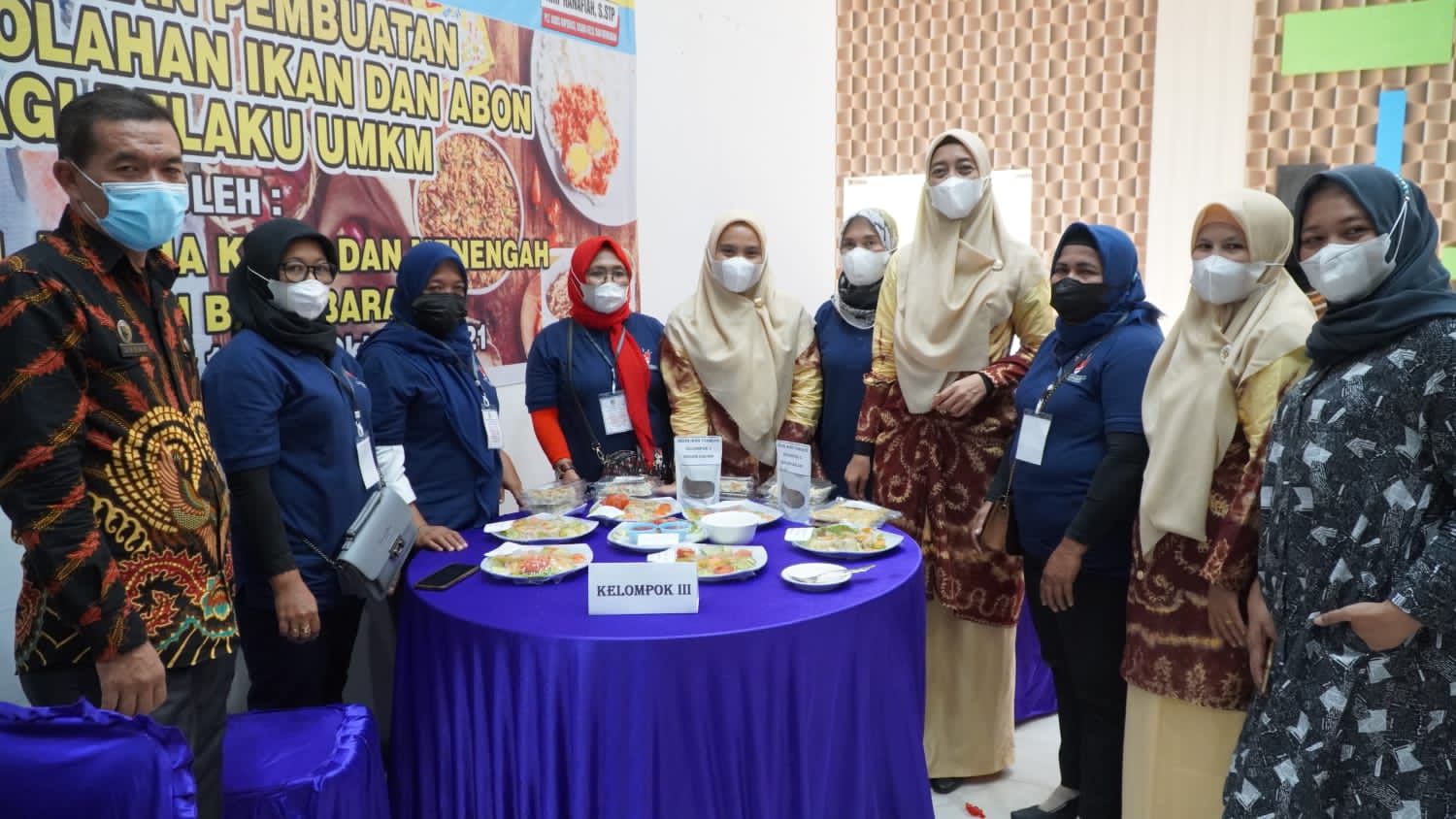 Ketua TP PKK Batu Bara Tutup Pelatihan Pembuatan Produk Olahan Ikan Dan Abon