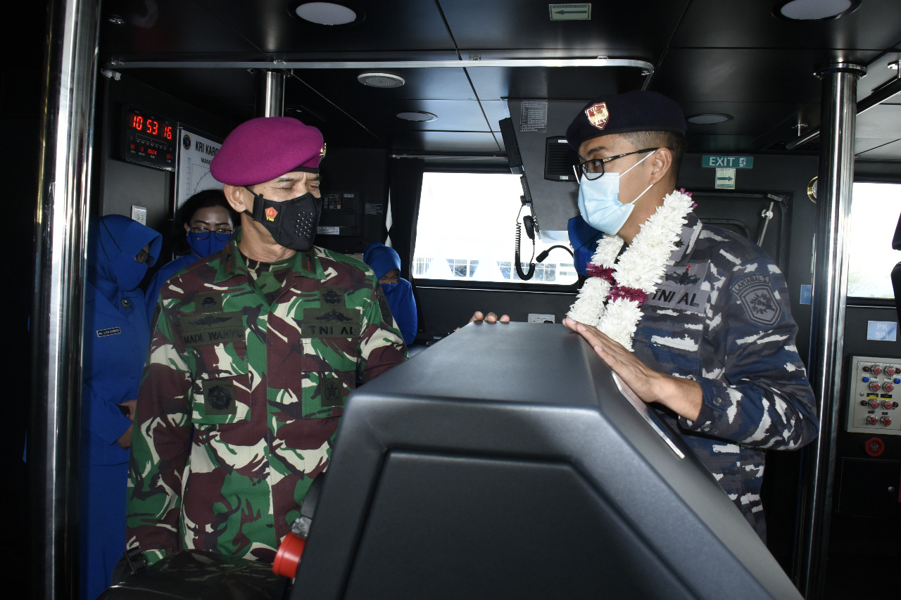 KRI Karotang - 872 Perkuat Jajaran Unsur Satuan Kapal Patroli Lantamal I Belawan