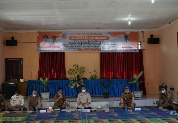 Franc Bernhard Tumanggor Didampingi Gelar Coffe Morning Bersama Masyarakat Kec. PGGS