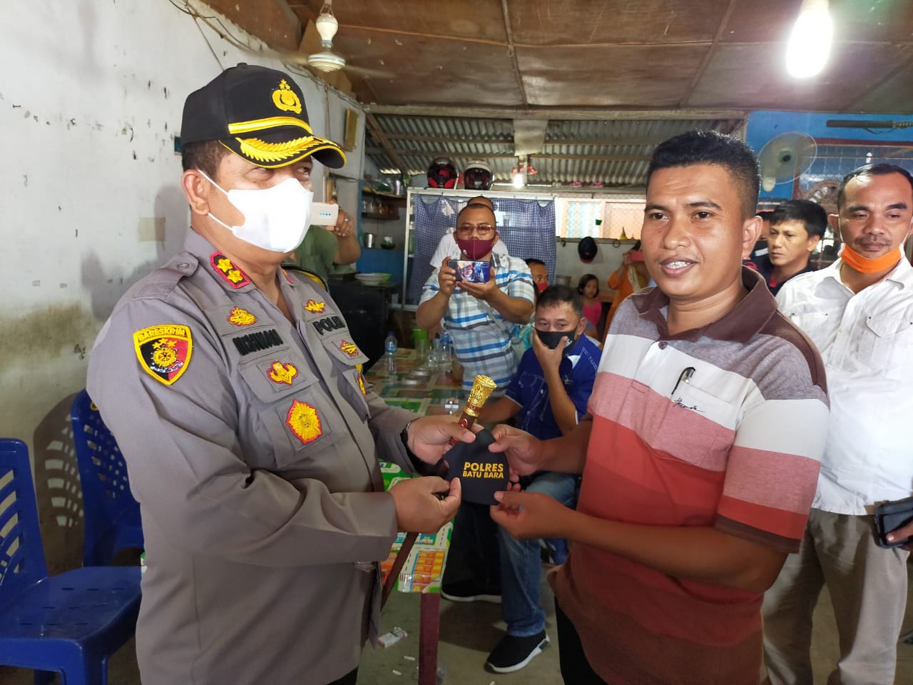 Kapolres Batu Bara Bersilaturahmi Kewarung Apresiasi Press,Peran Media Sangat Membantu