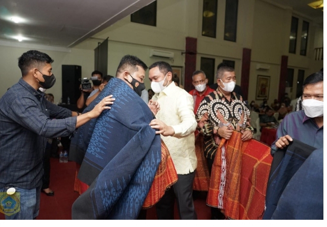 Bupati Pakpak Bharat Hadiri Pisah Sambut Danrem 023/KS