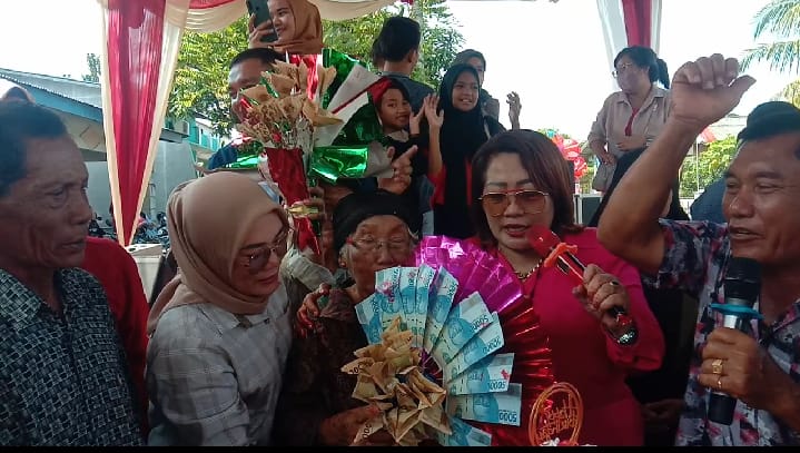 Keluarga Besar Almarhum Abdul Muin Gelar Syukuran Hut Nenek Sarijem Ke - 105