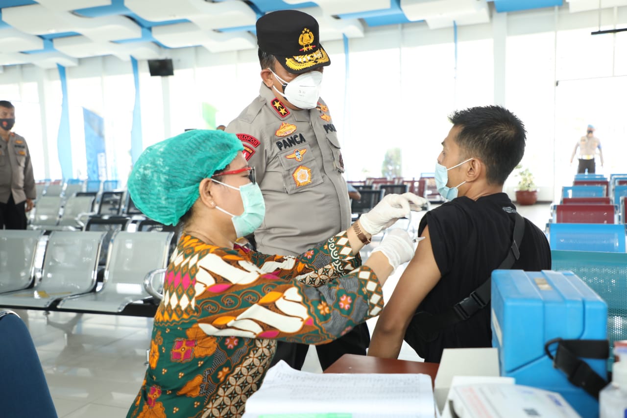 Serbuan Vaksin Tahap II, Kapoldasu Tinjau Langsung