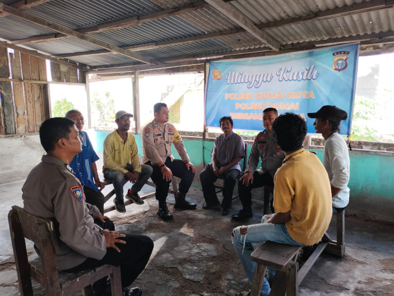 Minggu Kasih, Polsek Dumai Kota Kunjungi Warga Kelurahan Dumai Kota