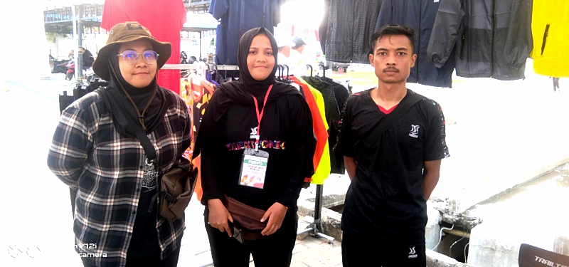Kaos Bermotif PON XXI Laris Manis di Medan, UMKM Nikmati Lonjakan Pesanan