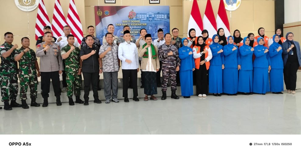 HUT Ke-80 TNI Angkatan Laut, Lanal Dumai Mengadakan Bakti Sosial dan Kesehatan