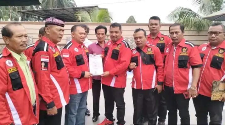 DPD.Pejuang Batak Bersatu Labuhanbatu bersilaturahmi dengan Bupati Labuhanbatu