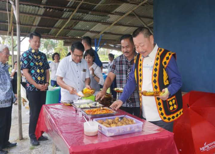 Anggota DPRD Kepri Bobby Jayanto Terima Tanda Kehormatan Dari HIMNI