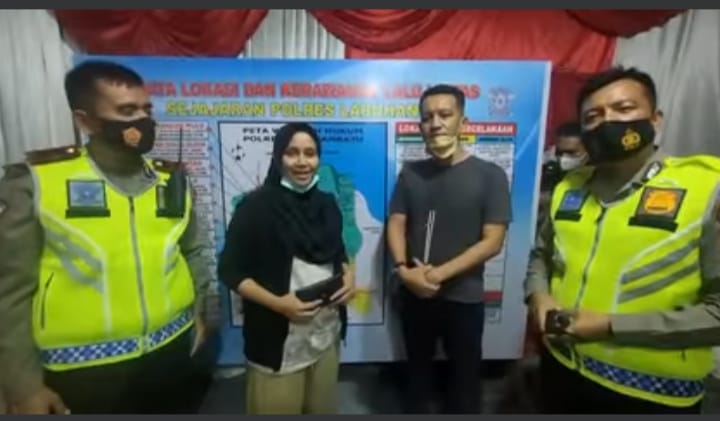 Personel Satlantas Polres Labuhanbatu, temukan dompet, Masyarakat mudik yang tercecer