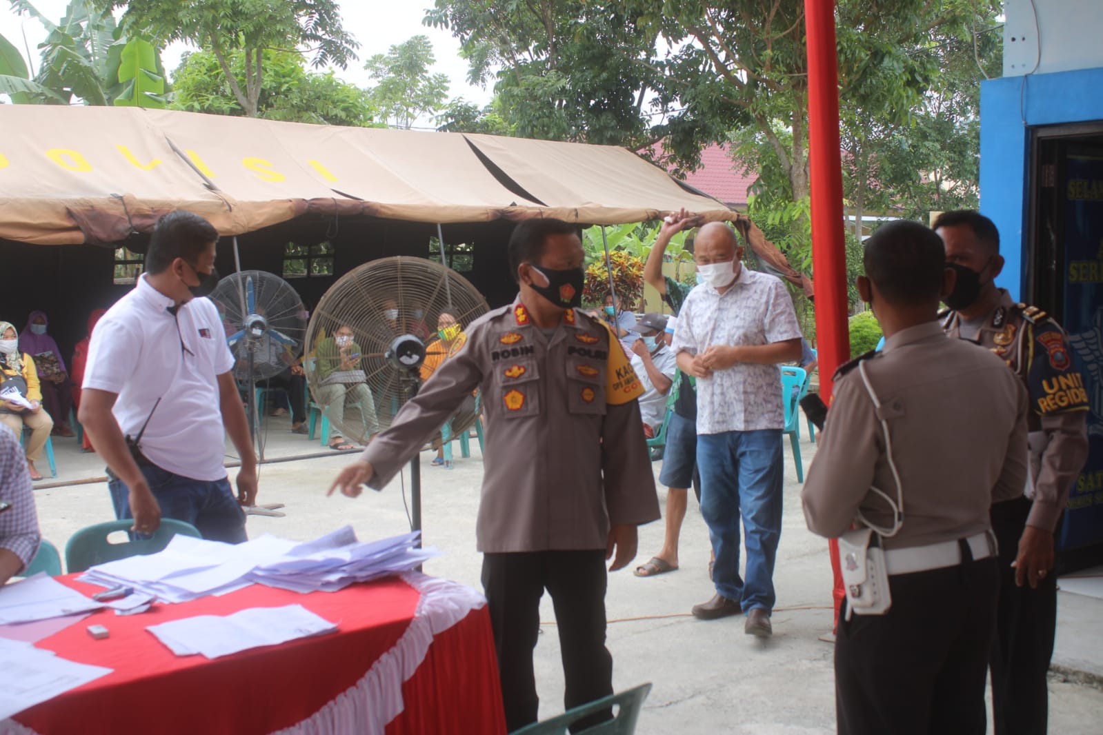 Warga Antusias Vaksin Presisi II Kapolres Ingatkan Ikutin Prokes
