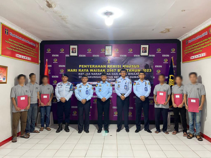 Enam warga binaan Rutan Dumai mendapat remisi Hari Raya Waisak