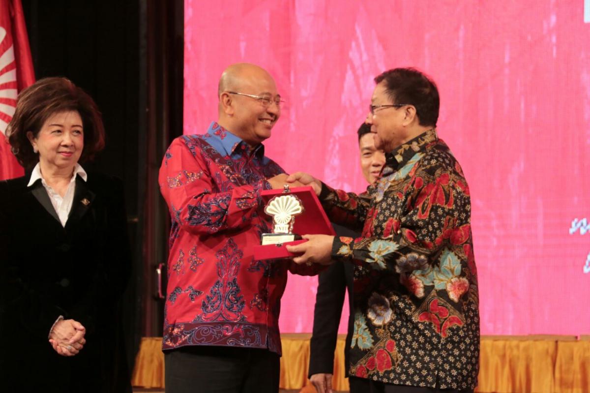 Walikota Medan Hadiri Pelantikan INTI Sumut Priode 2017-2021