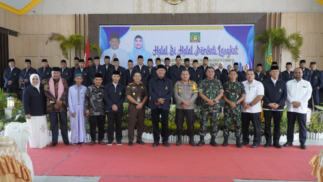 Halal Bi Halal & Hadiri Pengukuhan LPTQ, Syah Afandin: Jaga Kebersamaan untuk Kondusifitas Langkat
