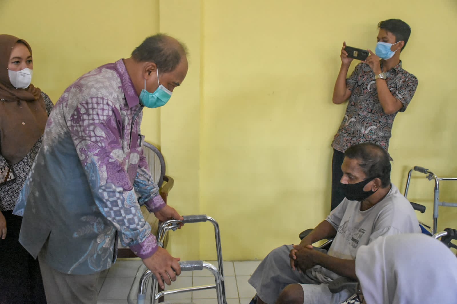 30 Orang Penyandang Disabilitas dan 154 Piagam Penghargaan Graduasi PKH