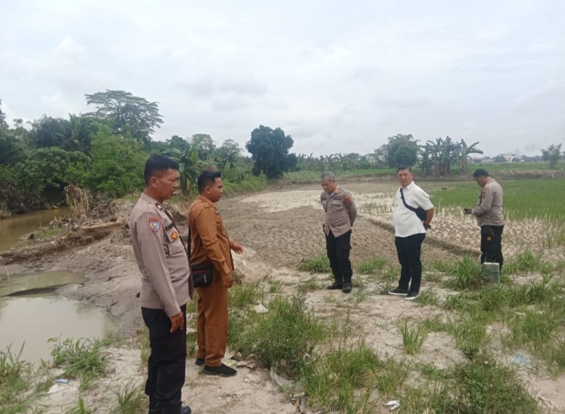 Sigap, Polresta Deli Serdang Cek Lokasi Abrasi dan Longsor Benteng DAS Akibat Banjir