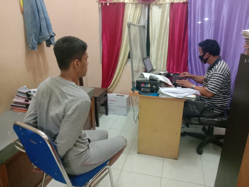 Pelaku Penggelapan Sepeda Motor Diciduk Polsek Dolok Masihul di Kafe Medan 