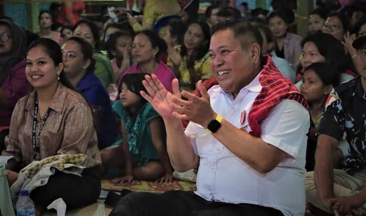 Bupati Dairi Hadiri Gendang Guro-Guro Aron Kerja Tahun Di Lau Tawar